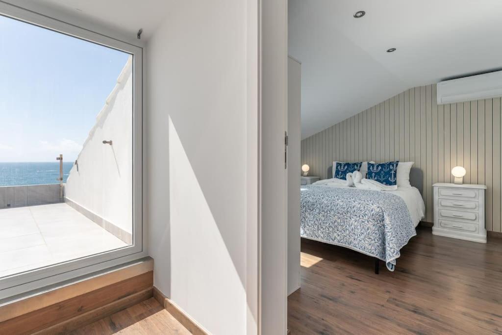 Sunset Terrace - Beachfront Apartment With Private Parking Nazaré Exterior foto